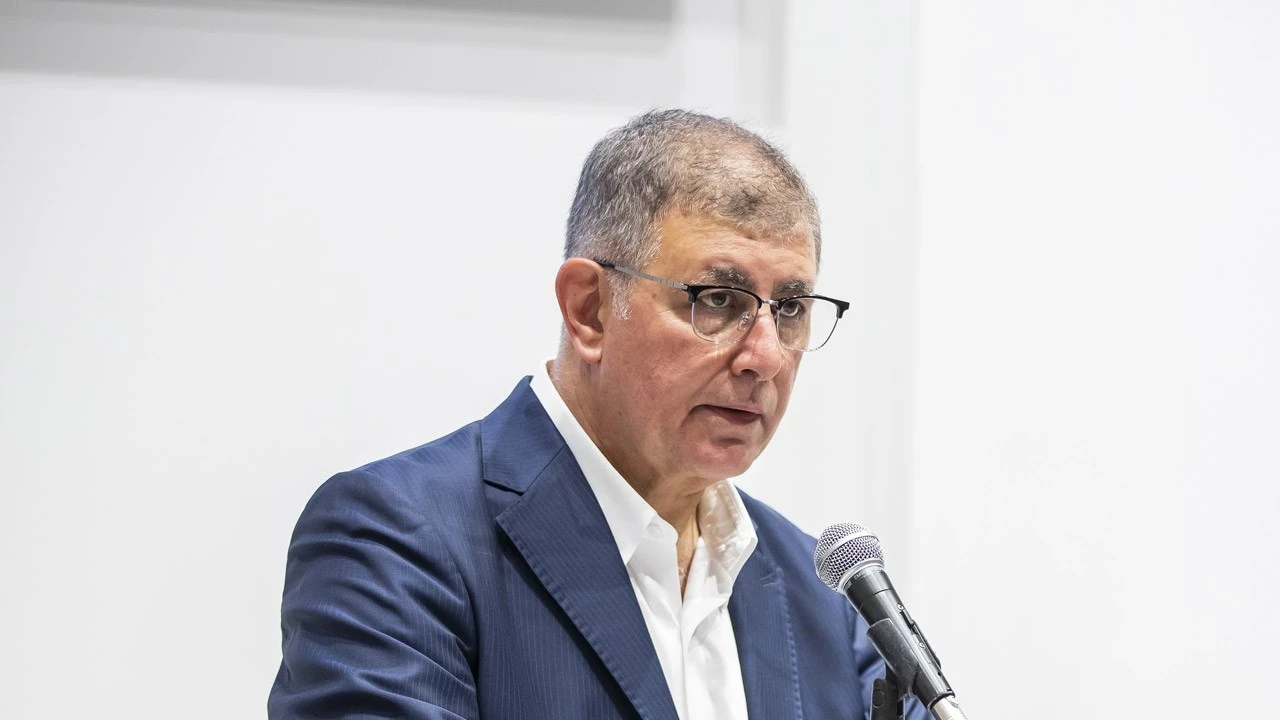Cemil Tugay'dan yeni parti için geri vites