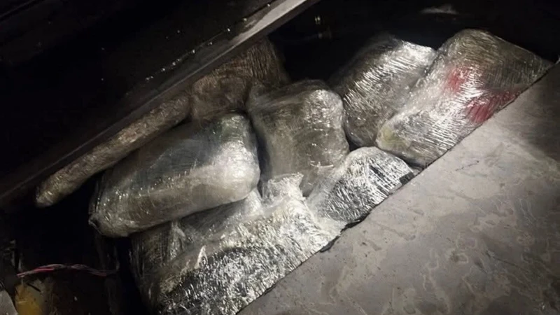 Türkiye’ye sokulmak istenen 47 kilo esrar sınırda ele geçirildi