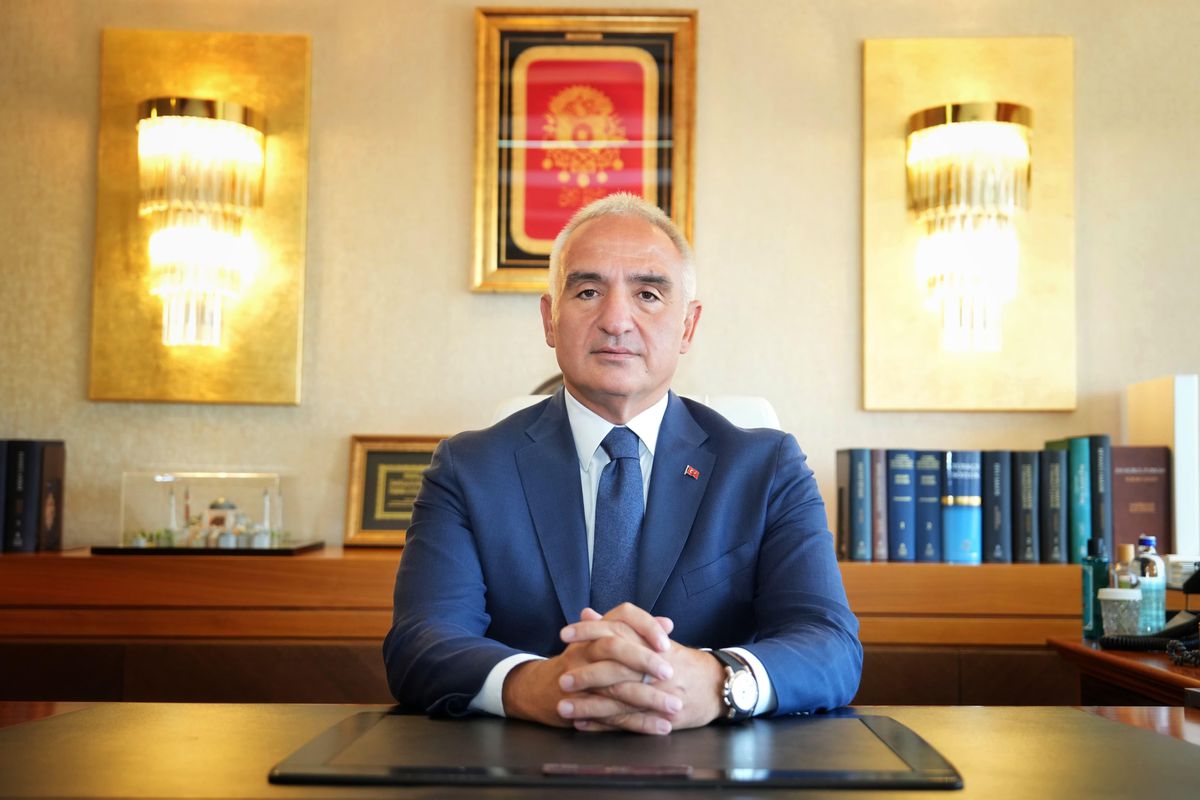 Bakan Ersoy'dan Zeugma müjdesi! Çingene Kızı’nın kayıp parçası yıllar sonra Türkiye’ye döndü