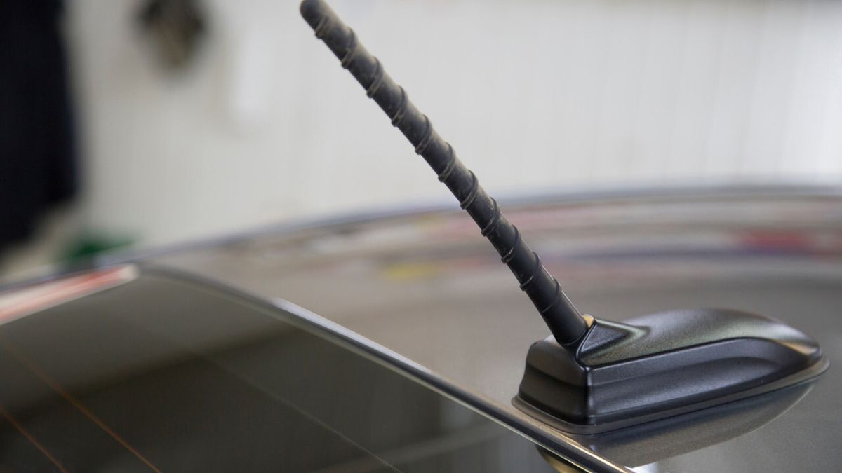 Otomobil Antenlerinin Mühendislik Sırrı