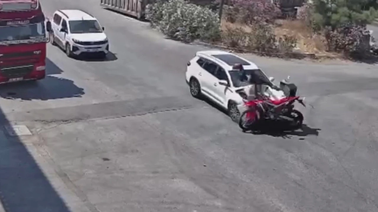 15 yaşındaki çocuk kullandığı otomobille dehşet saçtı