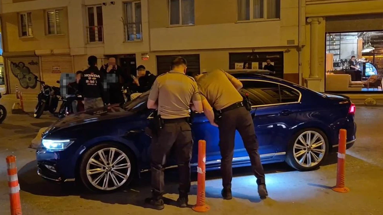 Eskişehir'de gece farları kapalı dolaşan sürücüye ceza