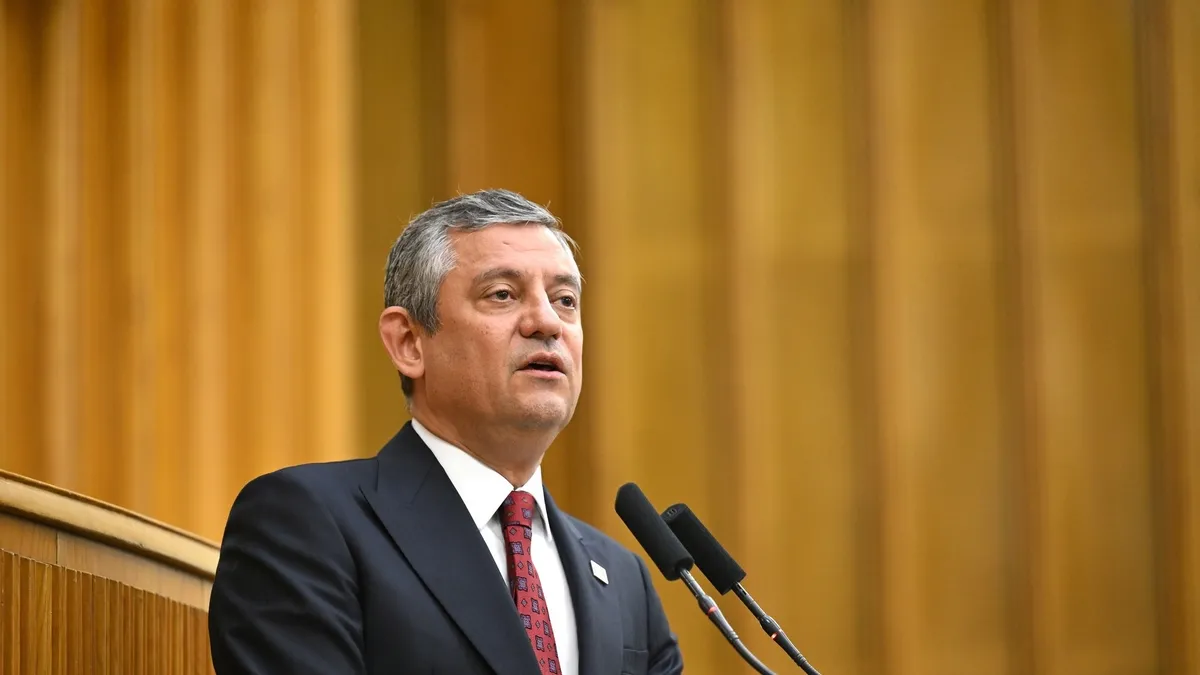 CHP'li Özel döneminde oluşturulan 953 milyon liralık trol ordusu ifşa oldu