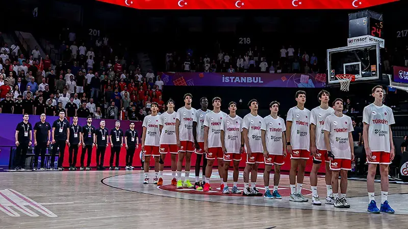 17 Yaş Altı Erkek Basketbol Milli Takımı, grup birincisi olarak son 16 turuna yükseldi