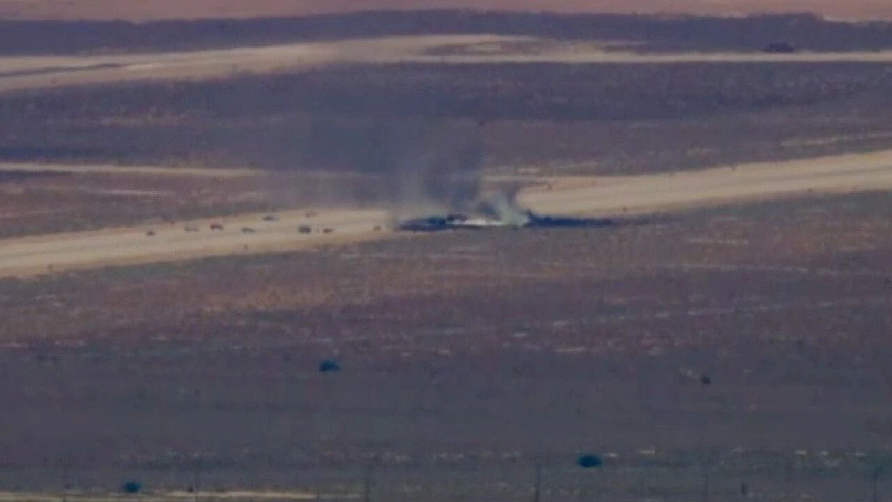 ABD'ye ait ağır bombardıman uçağı düştü