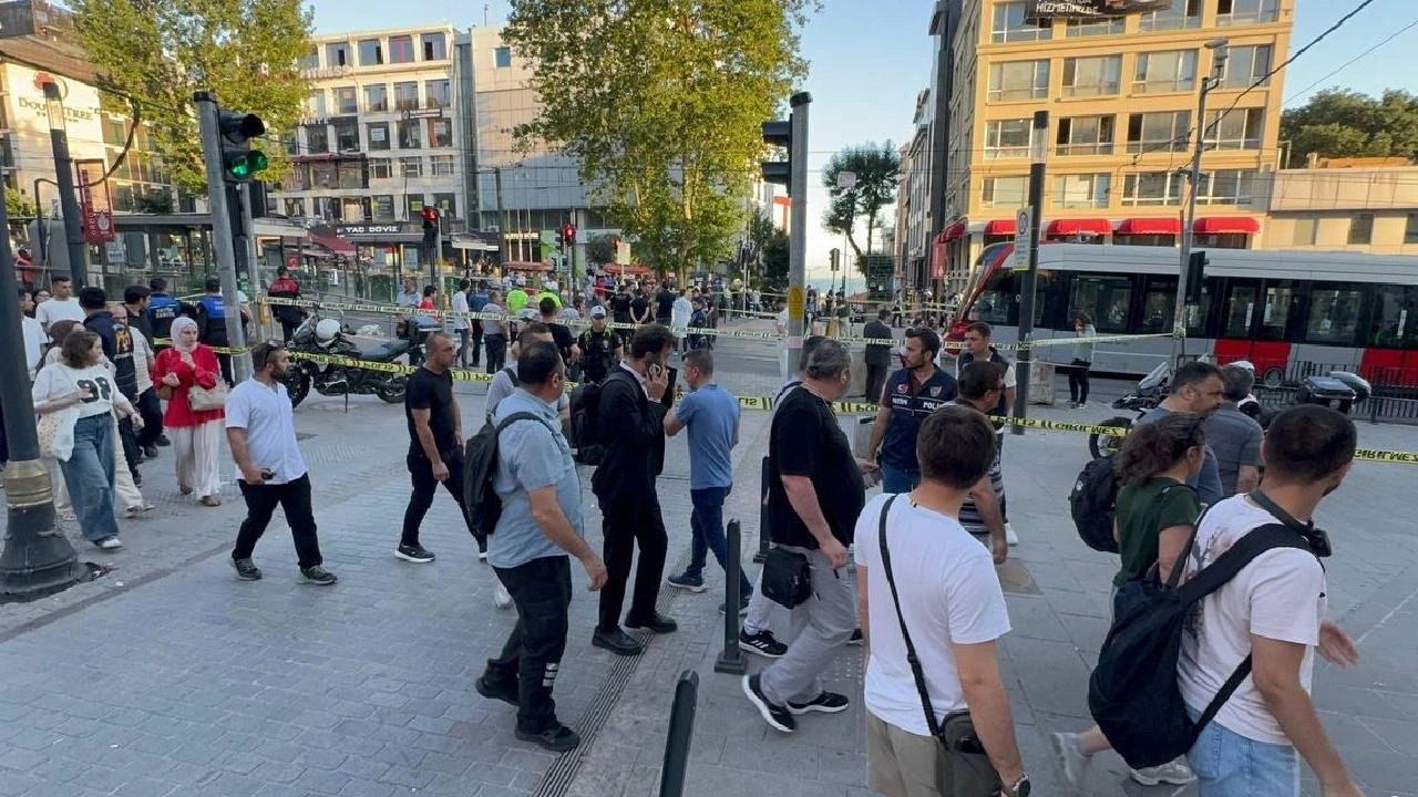 Fatih'te tramvayın altında kalan 6 yaşındaki çocuk hayatını kaybetti