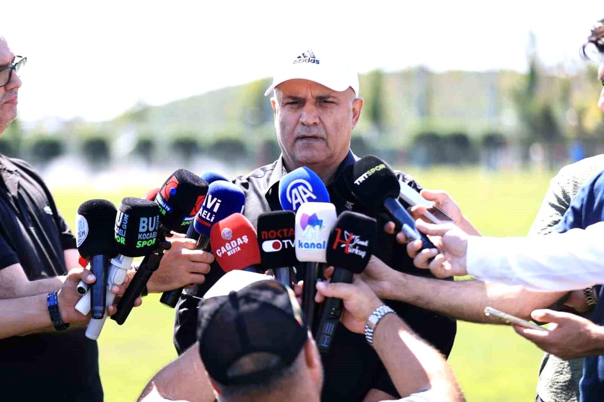 Kocaelispor Kulüp Başkanı Recep Durul: "Tam yabancı serbestliğine karşıyız"