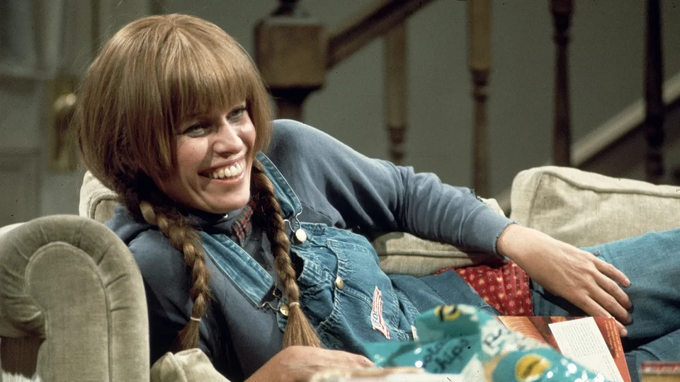 Mary Hartman karakteriyle devleşen Louise Lasser 87 yaşında vefat etti