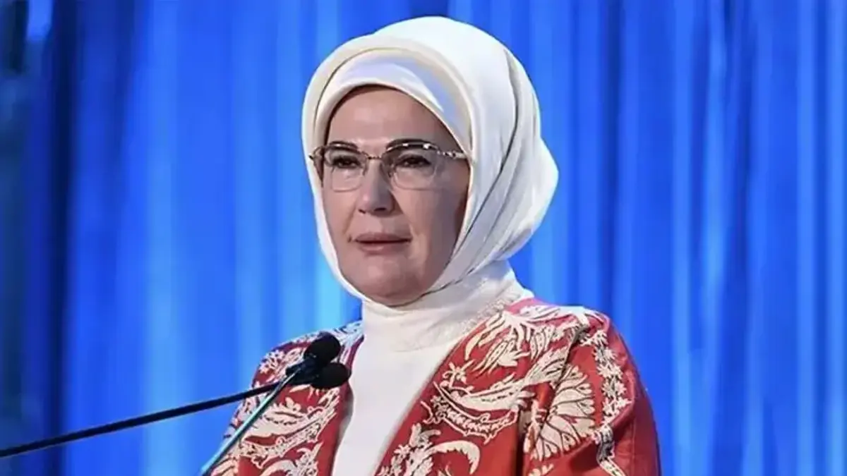 Emine Erdoğan, LGS sınavına girecek öğrencilere başarılar diledi