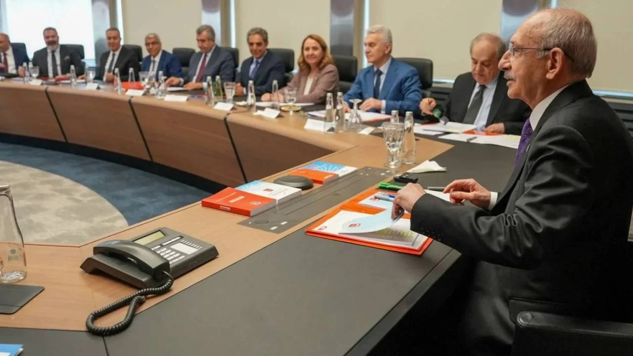 Kılıçdaroğlu yönetimi birçok il başkanını disipline sevk etti