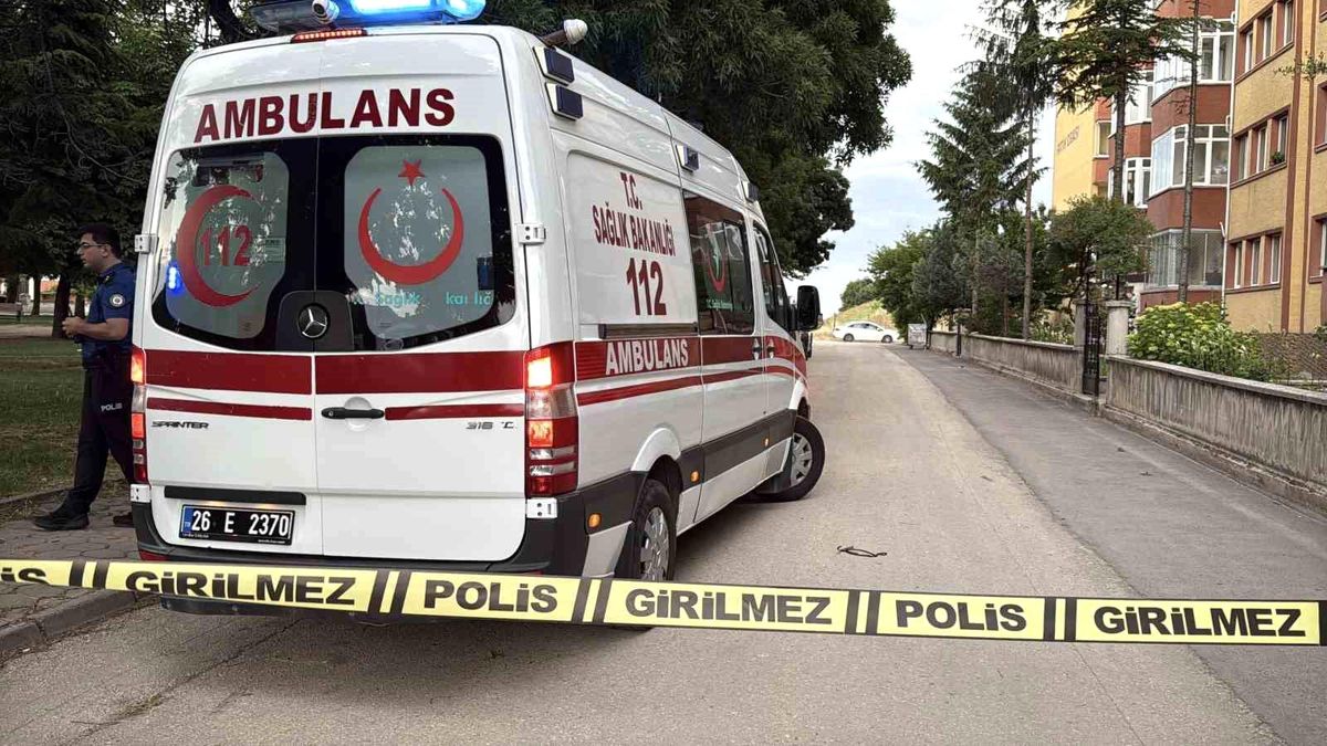 Eskişehir'de "kız arkadaş" kavgası: 1 yaralı