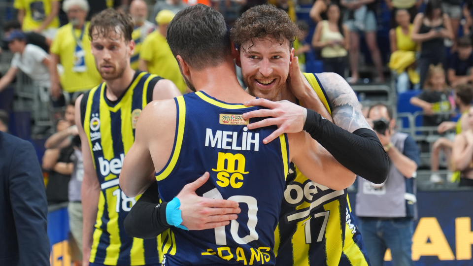 Beşiktaş GAİN: 75 - Fenerbahçe Beko: 77 | MAÇ SONUCU