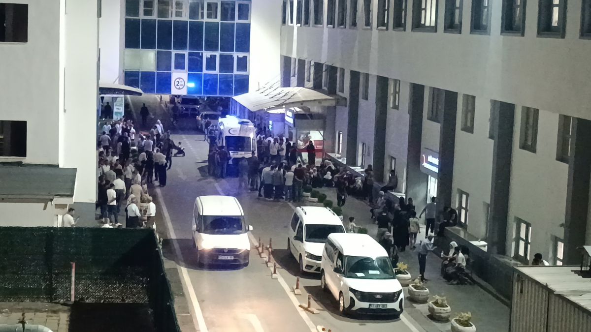 Batman'da akraba aileler arasında kavga: 4'ü ağır, 6 yaralı