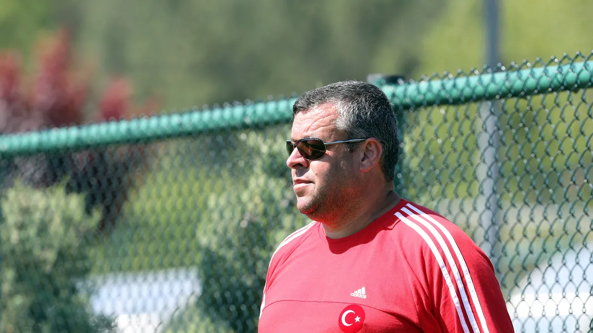 Ampute Futbol Milli Takımı'nın eski hocası Uğur Özcan hayatını kaybetti!