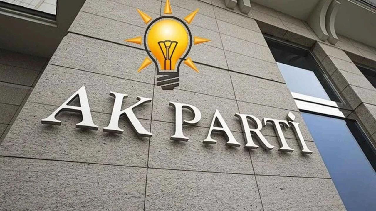 AK Parti'de il başkanı krizi derinleşiyor: İlk istifa geldi!