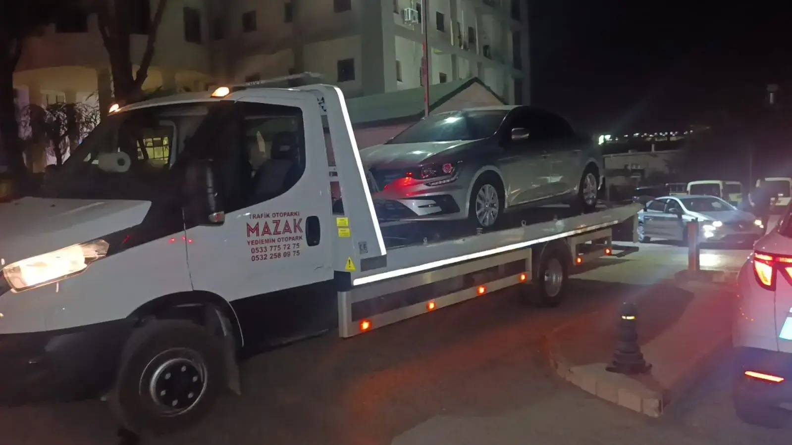 Manavgat Belediyesi'ne haciz operasyonu Makam araçları yediemine çekildi