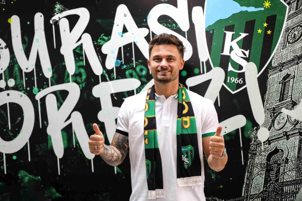 Kocaelispor, Karol Linetty'nin sözleşmesini uzattı