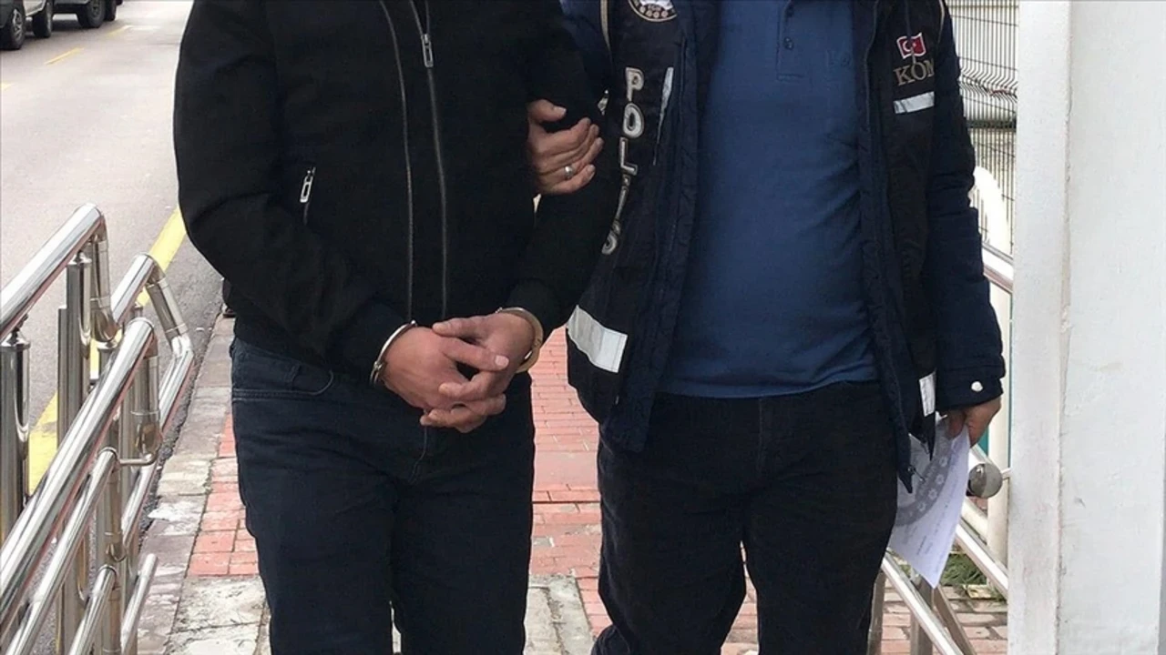 Hafif ticari araçta 530 kilogram kaçak tütün ele geçirildi: 1 şüpheli gözaltında