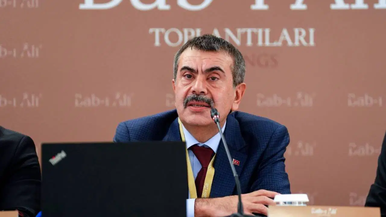 Eğitim Sen’den Bakan Tekin'e 'Kurtuluş Savaşı' tepkisi