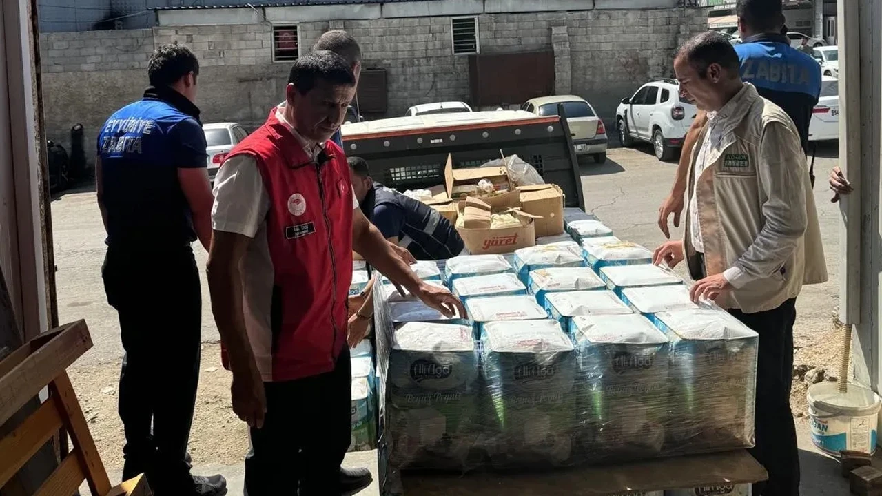Şanlıurfa’da denetimlerde tam 5 ton bozuk gıda imha edildi
