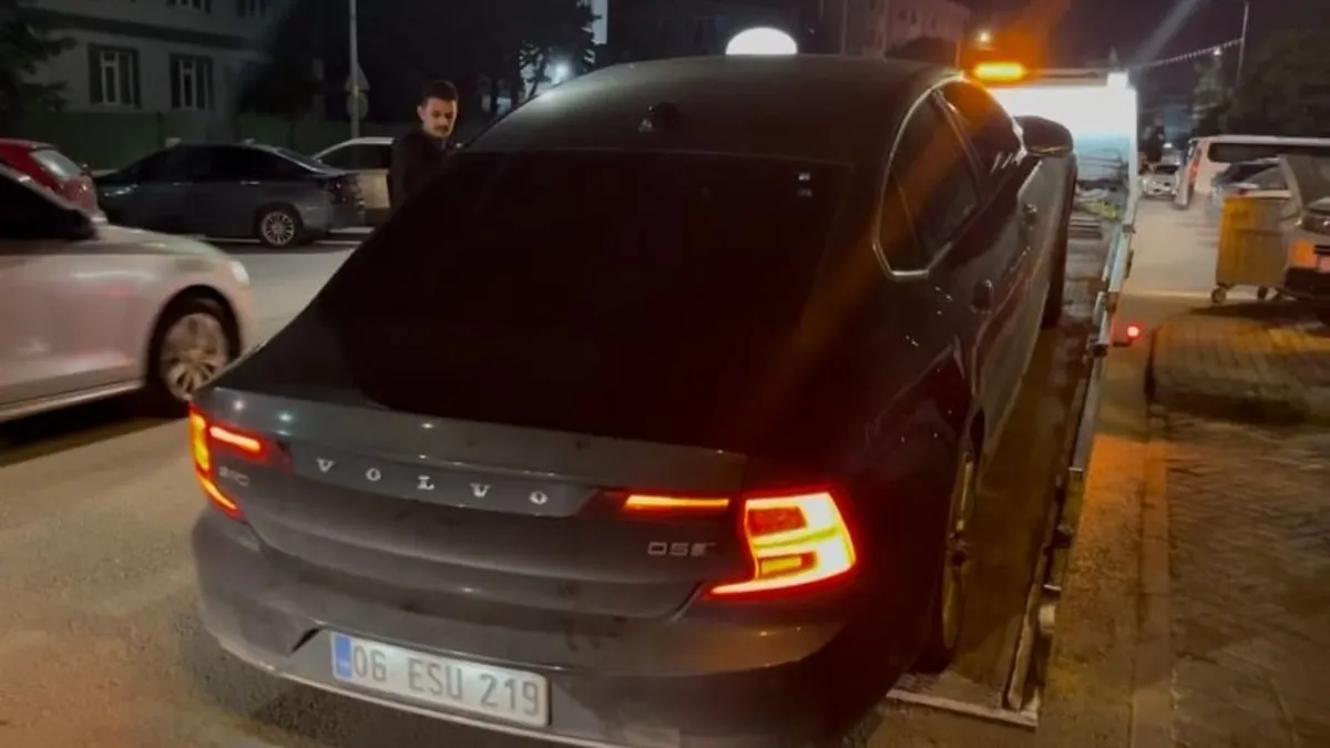 Bursa'da "dur" ihtarına uymadı: Ehliyetsiz sürücüye rekor ceza kesildi!