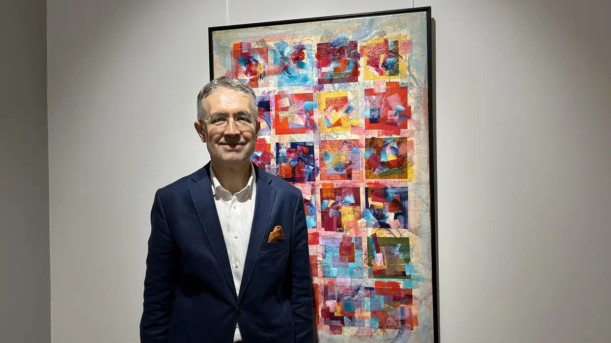 Ressam Cemal Toy, "Su, Kağıt, Boya" sergisinde geleneksel ve moderni biraraya getiriyor