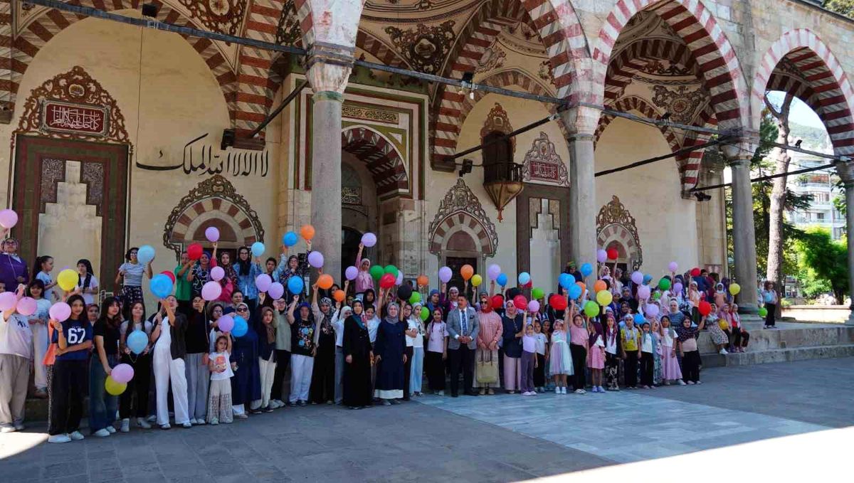 Şehzadeler'de yaz Kur'an kurslarına yoğun ilgi