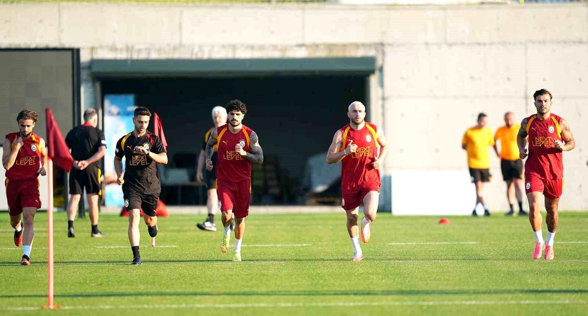 Galatasaray, yeni sezon hazırlıklarını sürdürdü