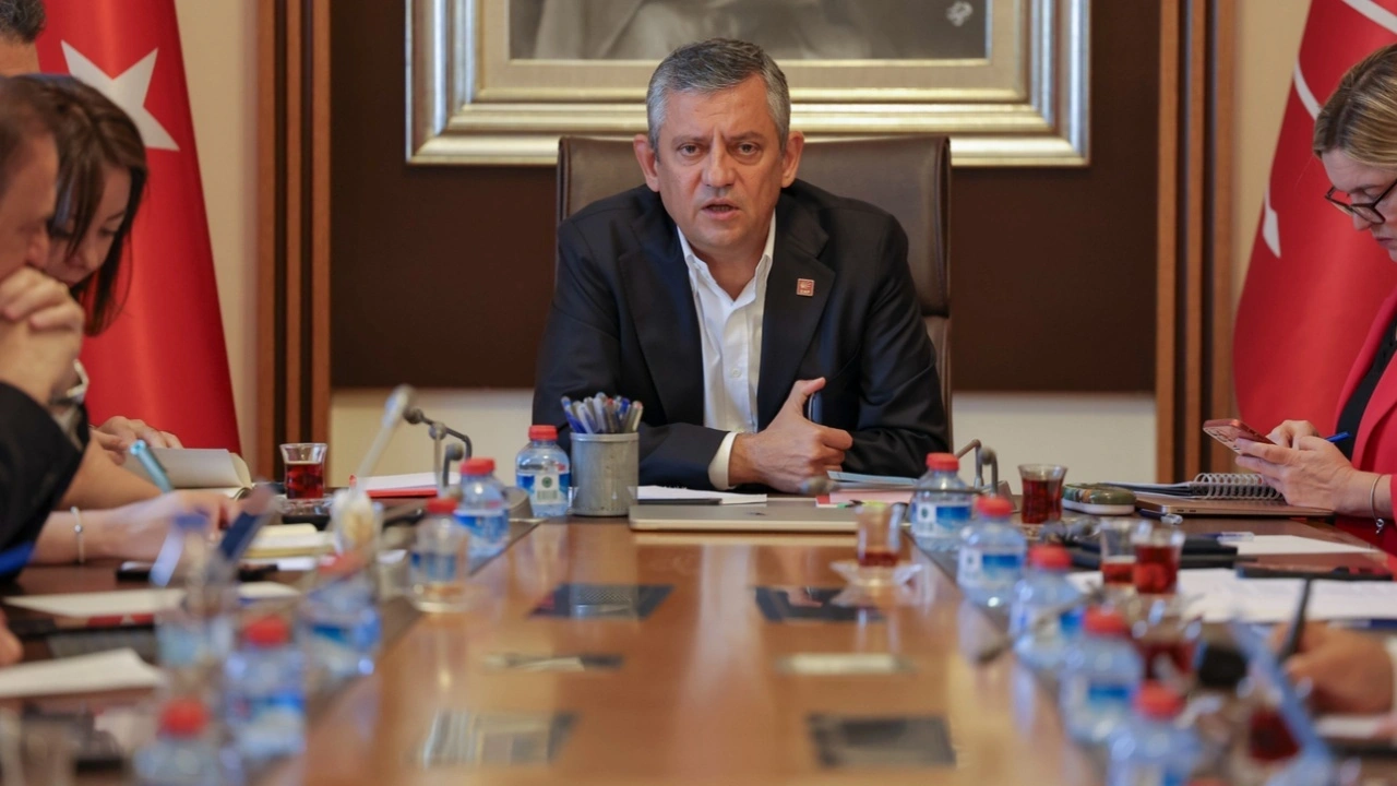 Butlan yönetiminden Özgür Özel'e yollanan kurultay mesajı: Esnemeniz mümkün mü?