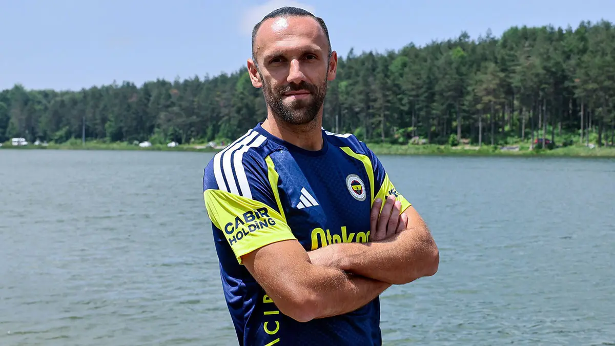 Vedat Muriqi'den Fenerbahçe'ye kötü haber! Sahadan sedyeyle ayrıldı