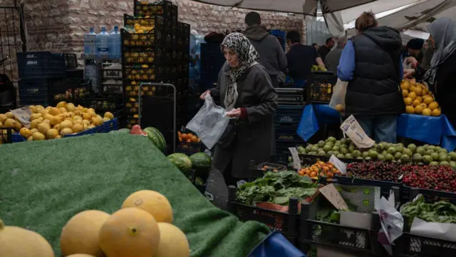 Memur ve emekliler için zam oranı enflasyon verileriyle netleşecek