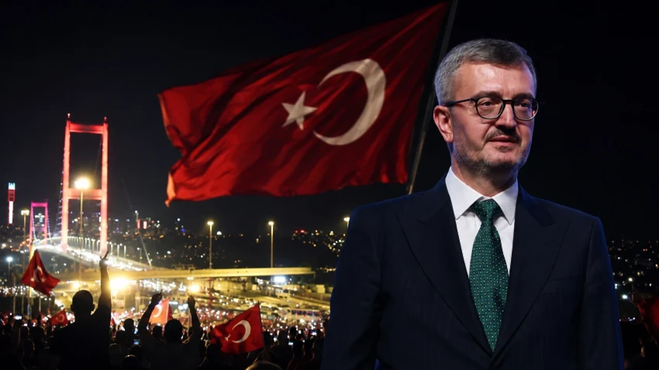 İletişim Başkanı Burhanettin Duran'dan 15 Temmuz mesajı
