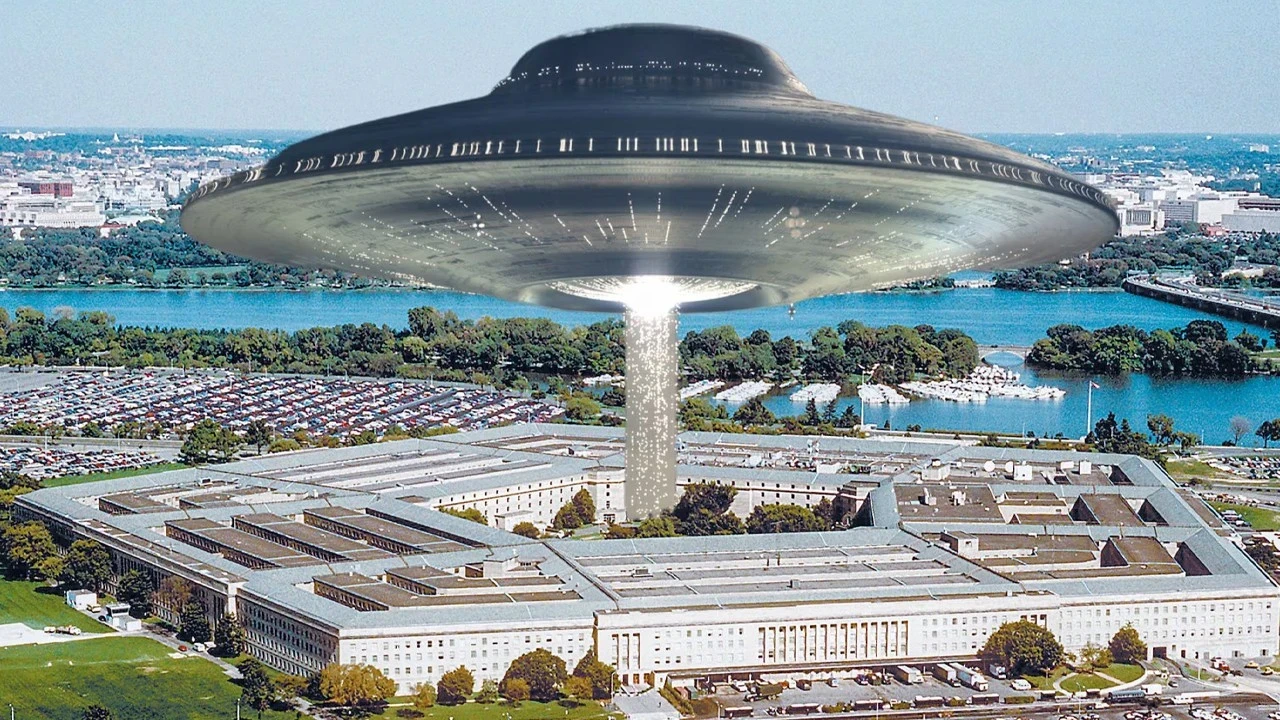 Nükleer silah tesisi kapatıldı! Yeni UFO dosyasında esrarengiz ayrıntılar: İki görevli peşine düştü!