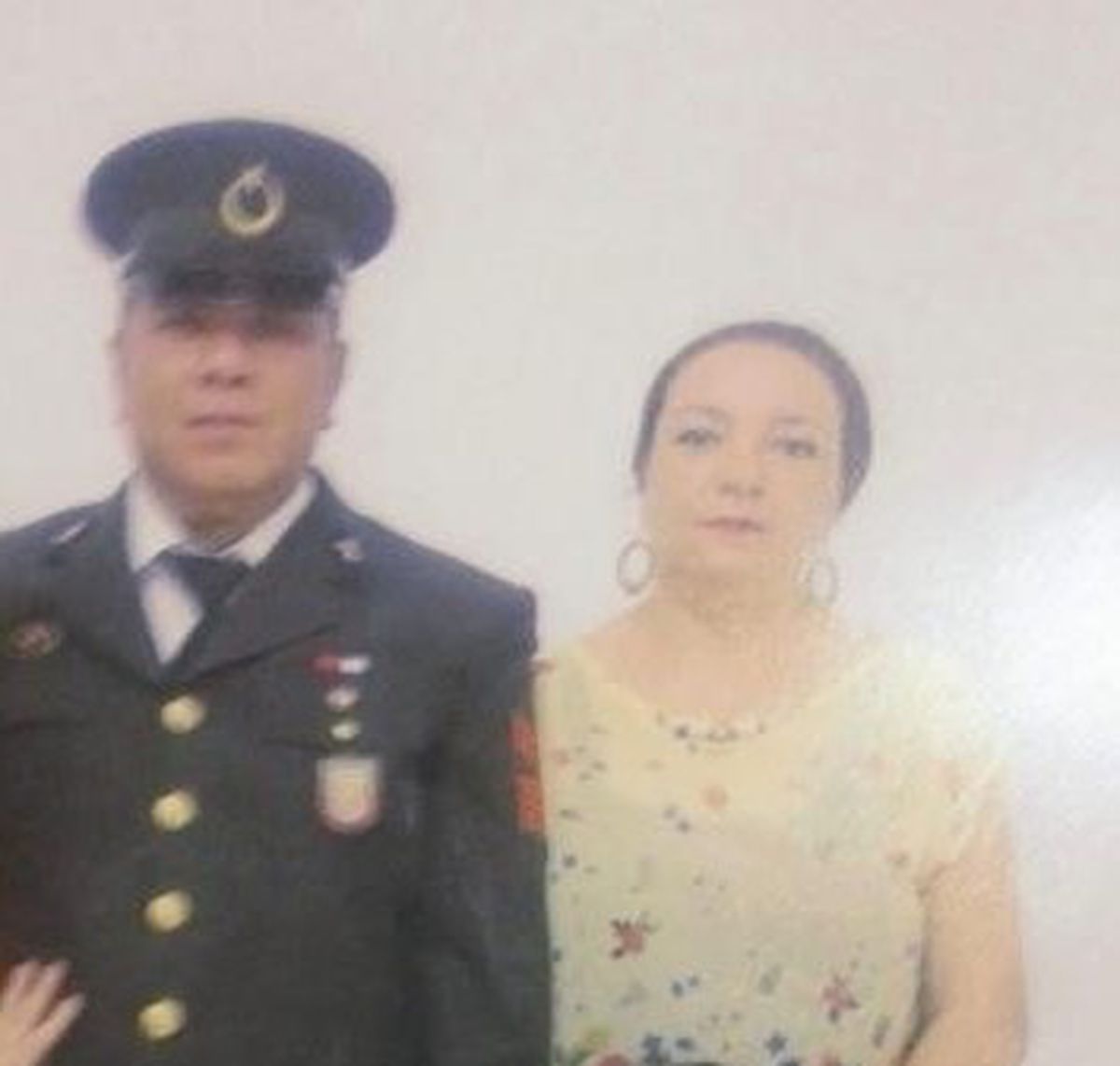 Eşini ve kızını öldürüp, diğer kızını yaraladıktan sonra intihar eden emekli uzman çavuşun psikolojisinin bozuk olduğu i..