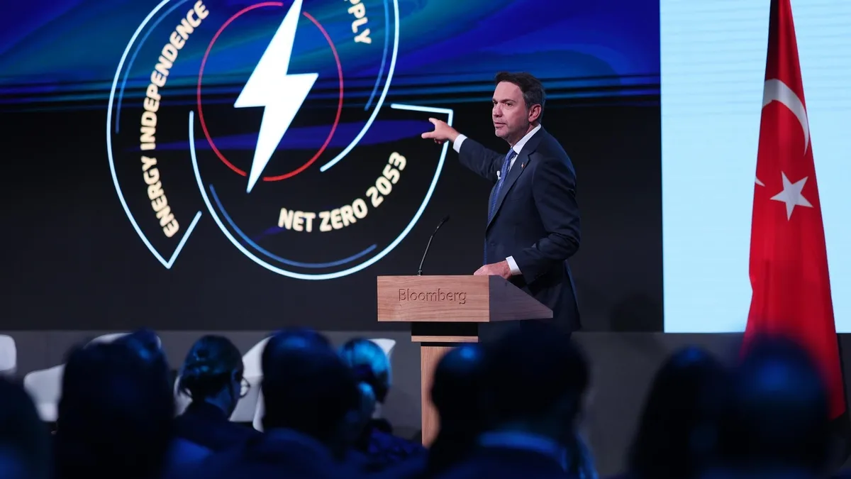 Enerji altyapısına 80 milyar dolarlık dev yatırım geliyor! Bakan Bayraktar tarih verdi