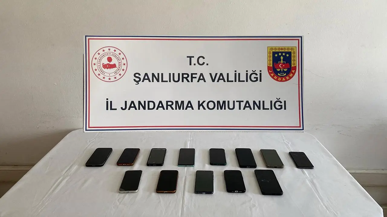 Ehliyet sınavında usulsüzlüğe geçit yok: 5 joker aday tutuklandı