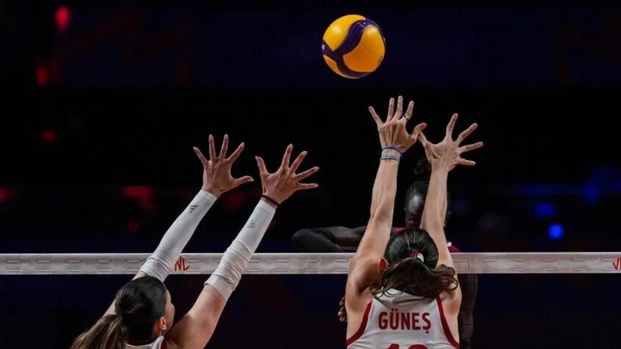 Filenin Sultanları finale çıktı mı? Çin - Türkiye voleybol yarı final maçı kaç kaç?