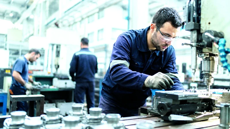 Ekonominin yükünü KOBİ'ler taşıyor