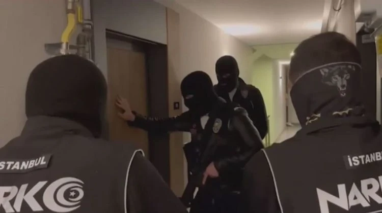 Difüzyon mesajı' ile uluslararası seviyede aranan uyuşturucu baronu İstanbul'da yakalandı
