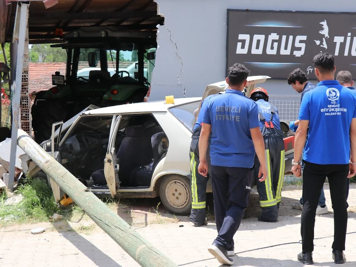 Denizli'de depo duvarına çarpan otomobilde karı koca hayatını kaybetti