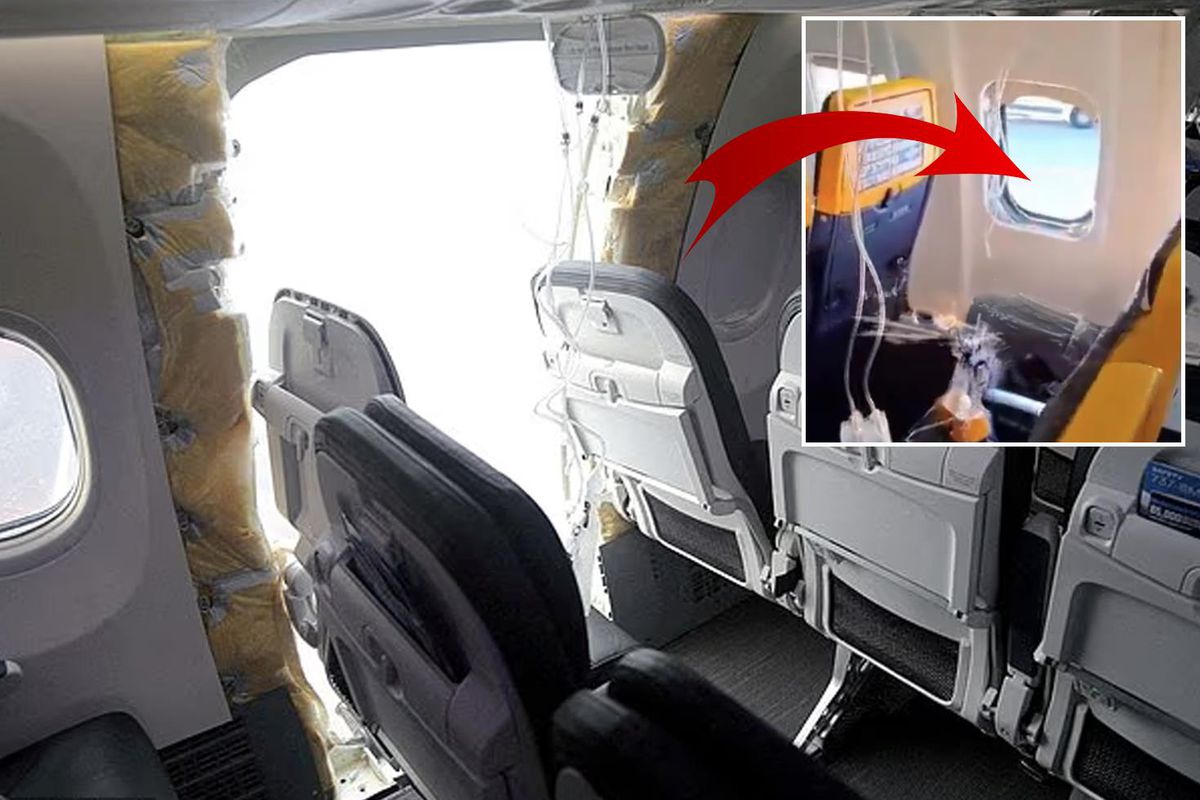 Havada kabus anları! Yolcu az daha uçağın dışına savruluyordu