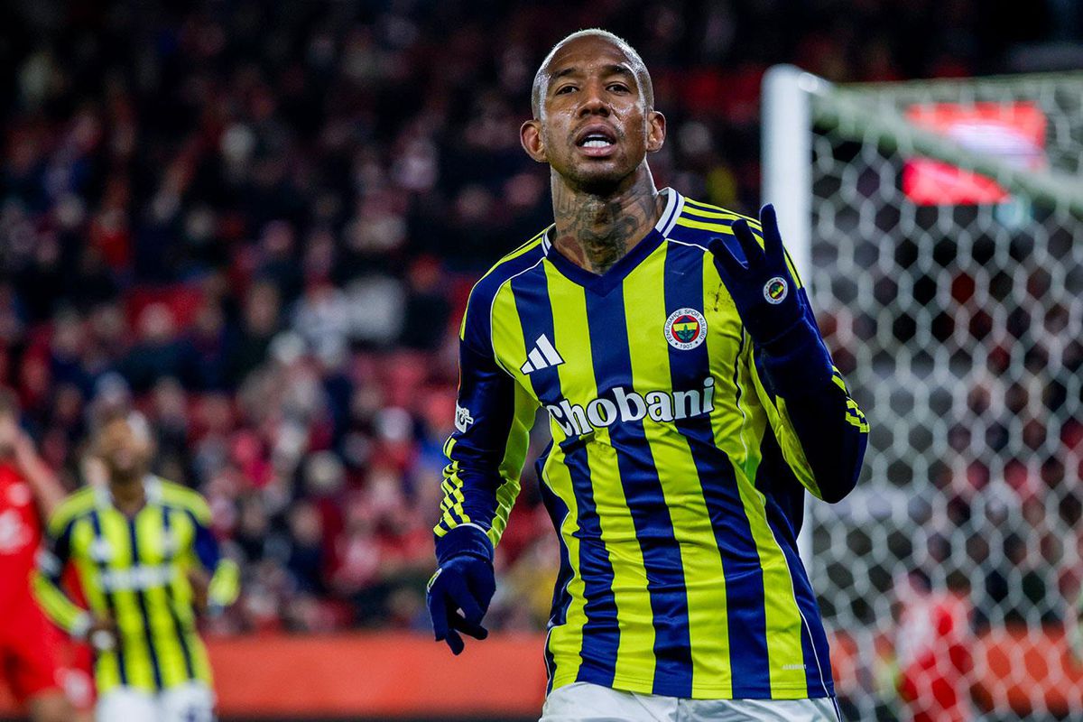 Talisca'ya talipler üst üste