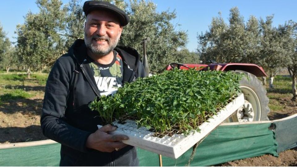 Hüsnü Şenlendirici: Köy hayatını seviyorum