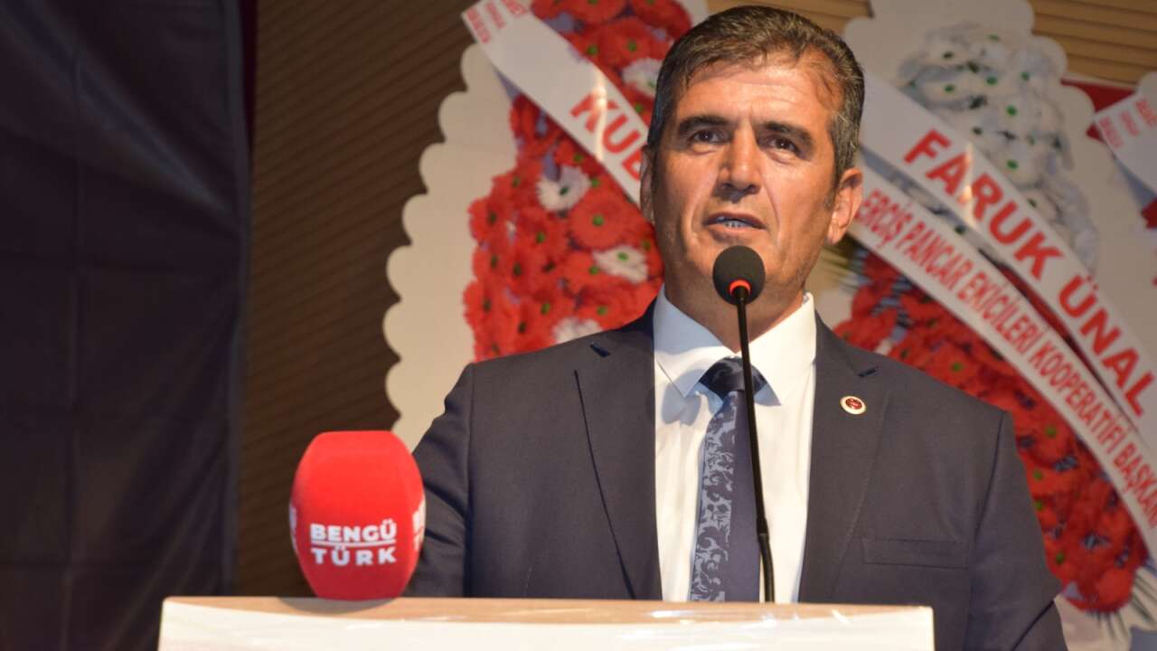 MHP Erciş 14. Olağan Kongresi'nde İzzet Şevketoğlu güven tazeledi