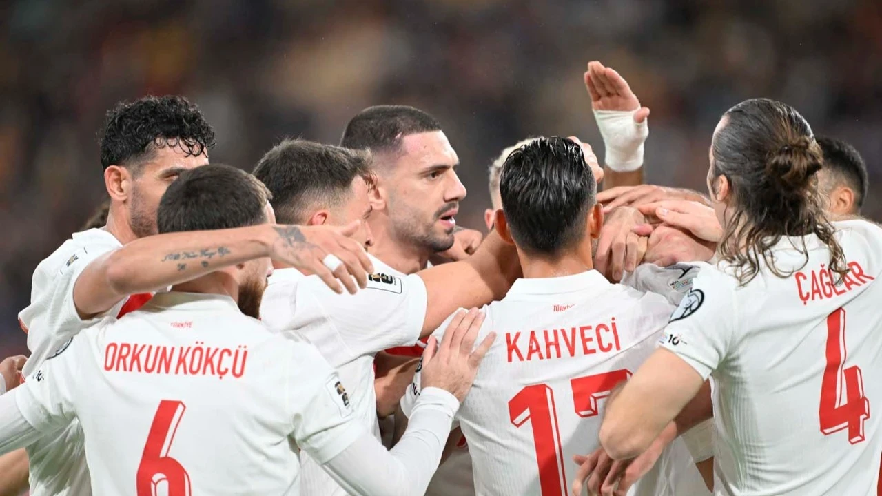 Dünya Kupası serüveni 3 puanla bitti! A Milli Takım, ABD'yi 90+8'de devirdi