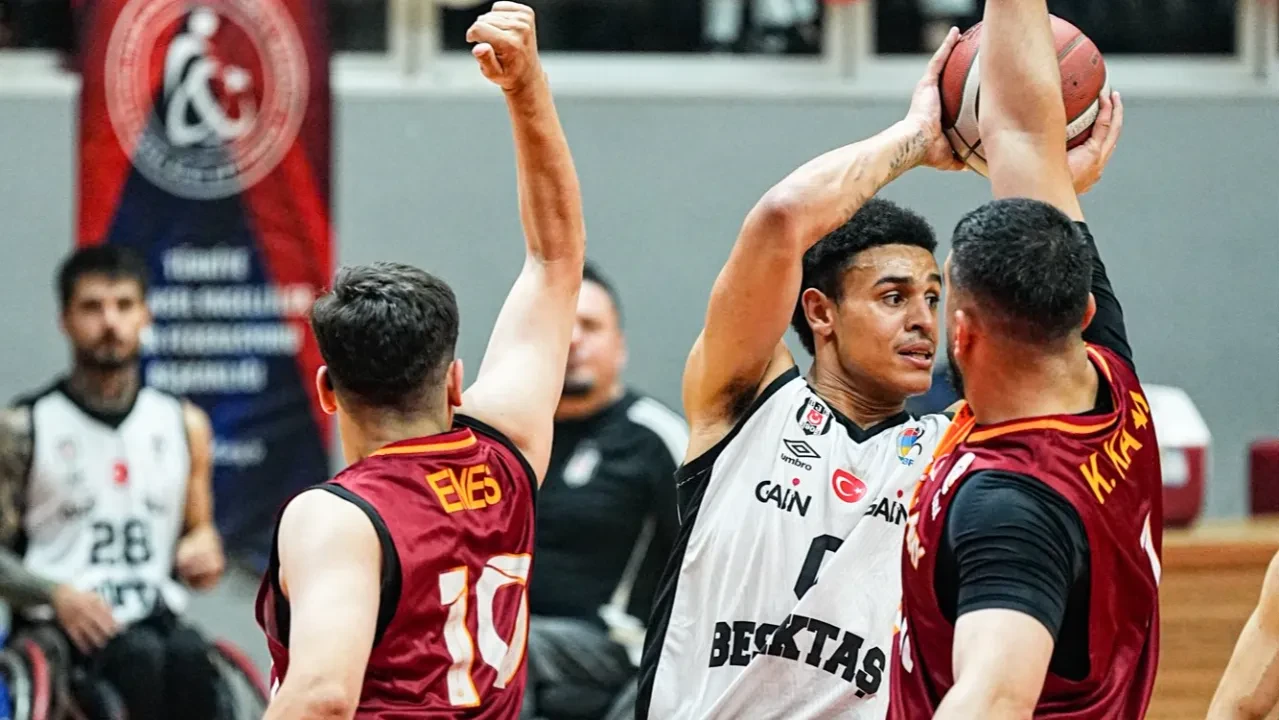 Dev derbide kazanan Beşiktaş! Siyah-beyazlılar, Galatasaray'ı mağlup etti