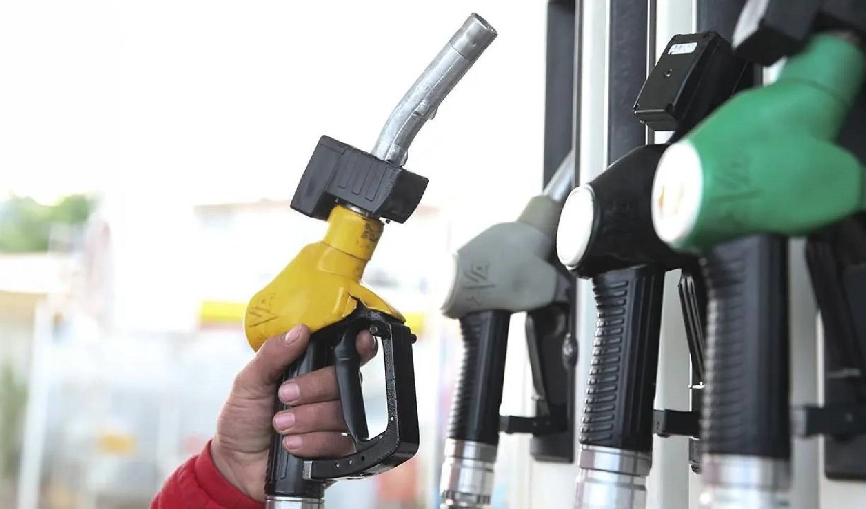 Akaryakıtta temmuz zammı kapıda! Benzin, motorin ve LPG'de yeni fiyatlar hesaplandı