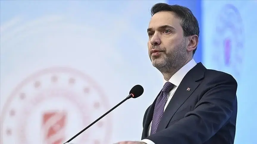 Bakan Bayraktar: Tüketimdeki ani artışla birlikte elektrik çağına girildi