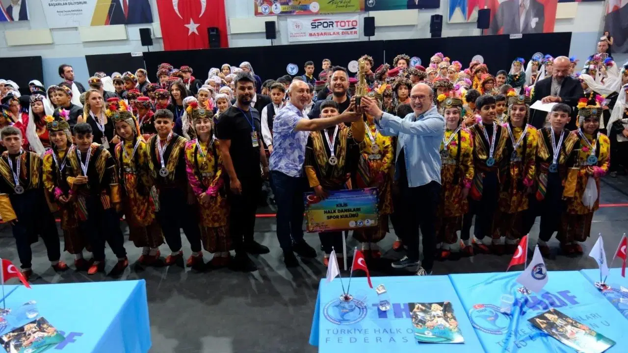 Akşehir, Türkiye Yıldızlar Halk Oyunları Şampiyonası’na ev sahipliği yaptı