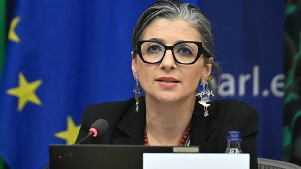 Francesca Albanese : Geleneksel Batı Medyası İsrail Soykırımı'nın suç ortağıdır